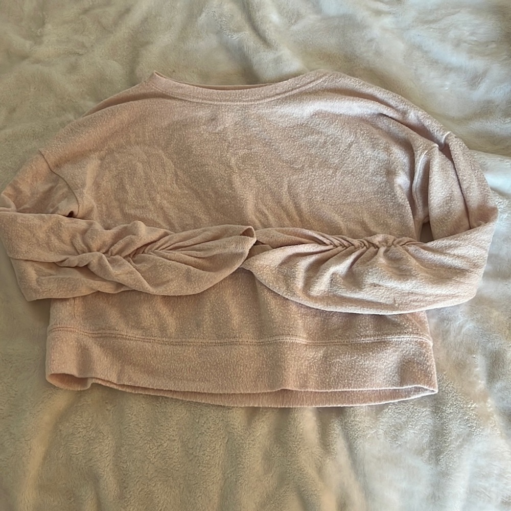 Zella light pink cropped sweater
